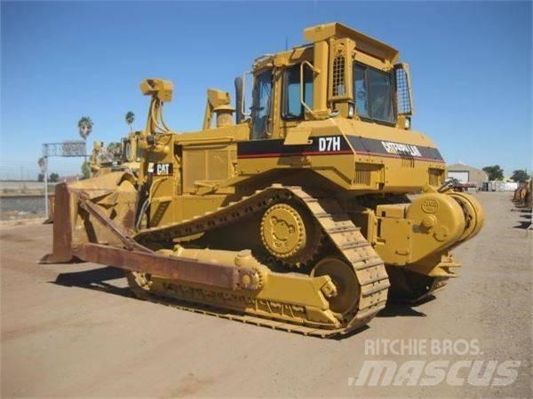 CAT D 7 H Buldooserid