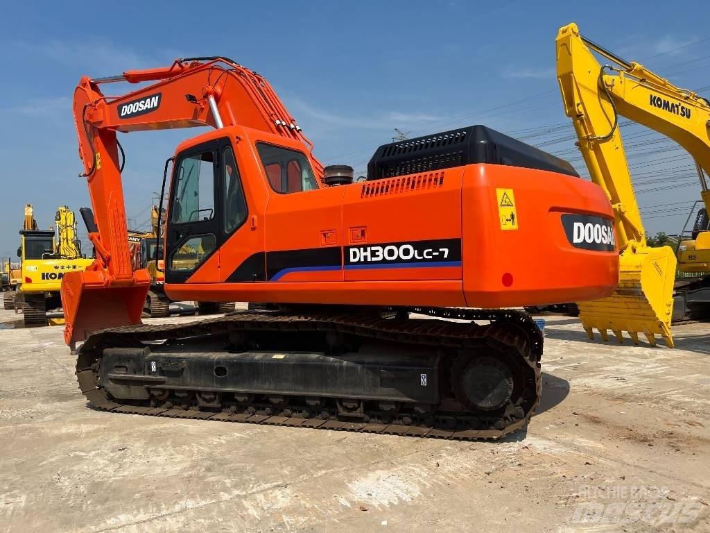 Doosan DH 300 LC-7 Roomikekskavaatorid