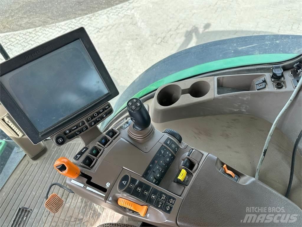 John Deere 7230R Traktorid