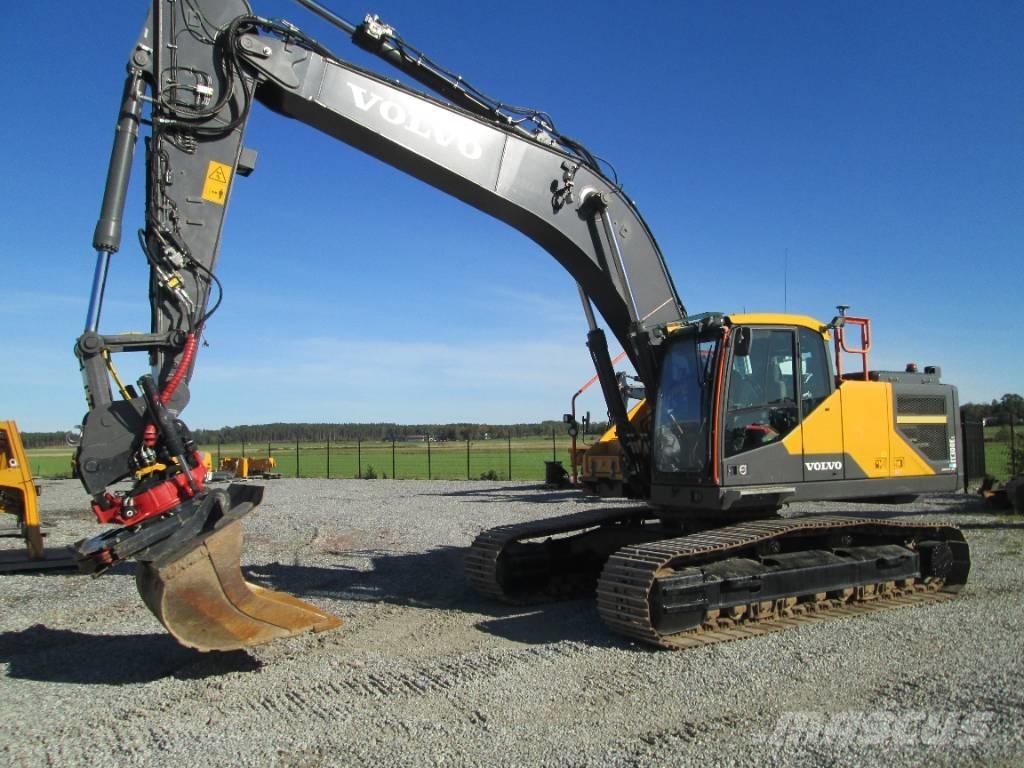 Volvo EC 300 EL Roomikekskavaatorid