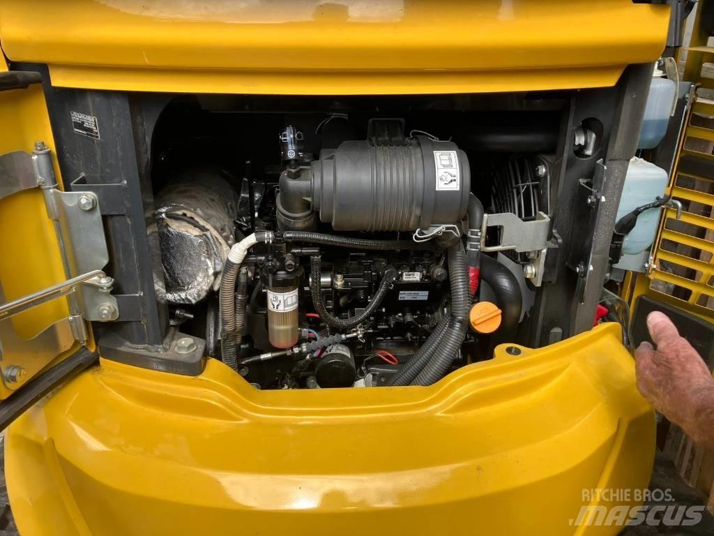 Komatsu PC 26 MR Miniekskavaatorid < 7 t