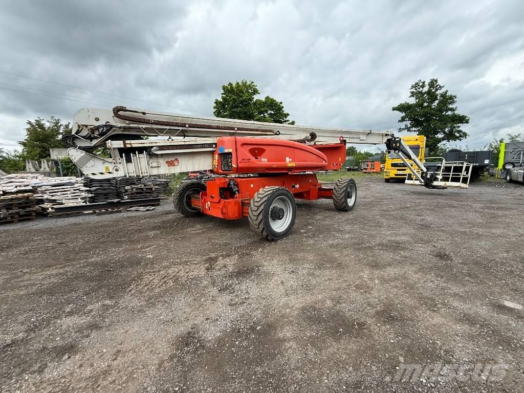 JLG 1250 AJP Iseliikuvad poomtõstukid