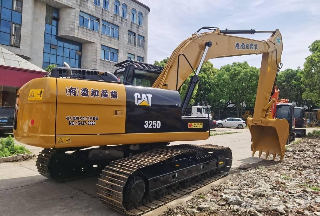 CAT 325 D Roomikekskavaatorid