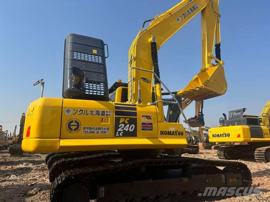 Komatsu PC 240 Roomikekskavaatorid