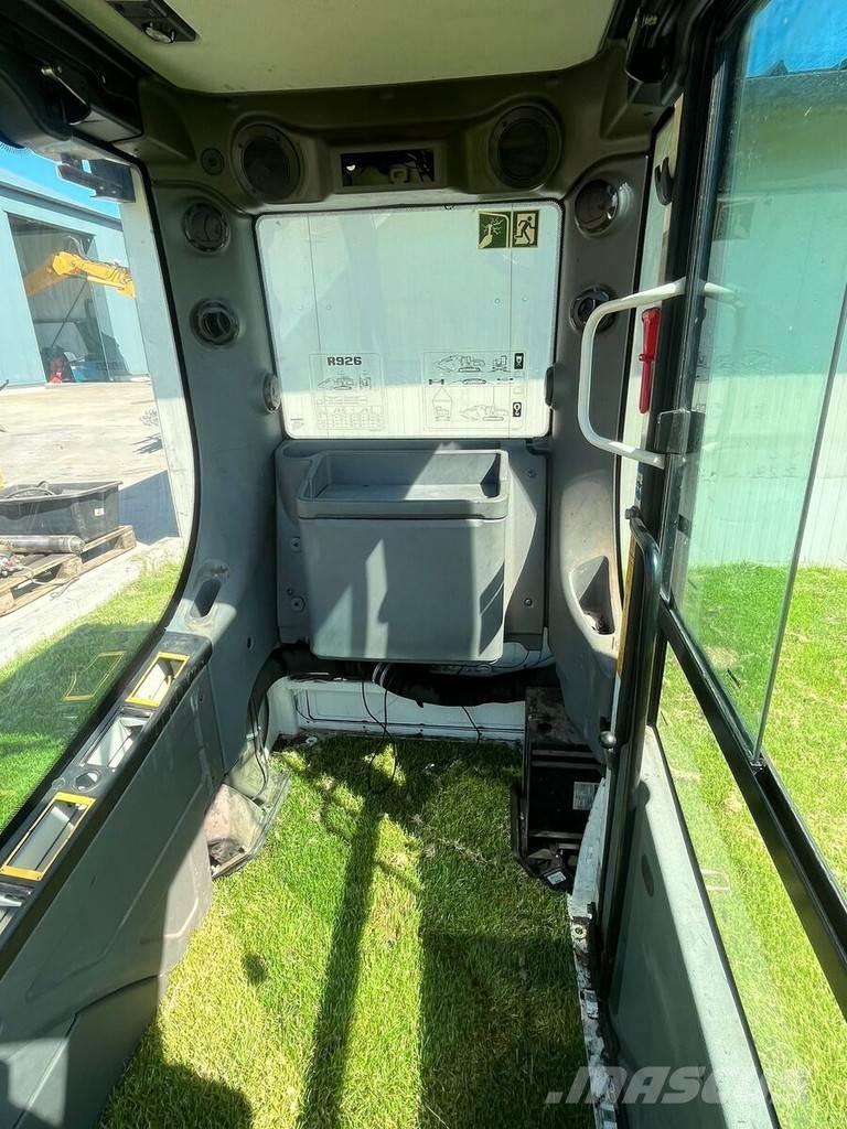 Liebherr 11407040 Kabiinid