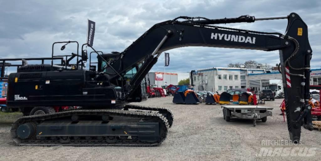 Hyundai HX 300 AL Roomikekskavaatorid