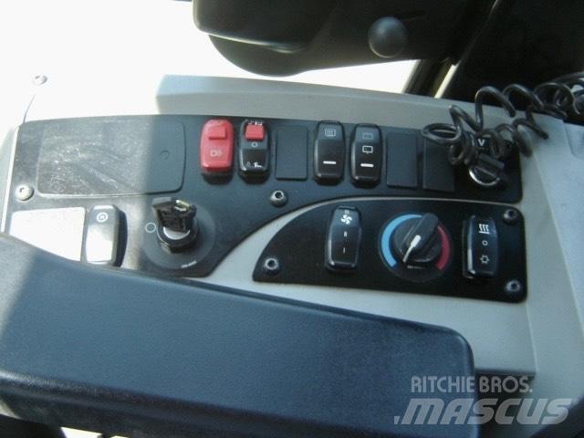 CAT 906 M Rataslaadurid