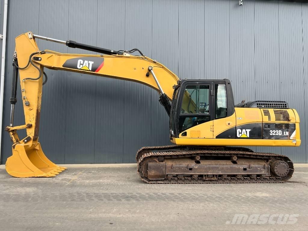 CAT 323D LN Roomikekskavaatorid