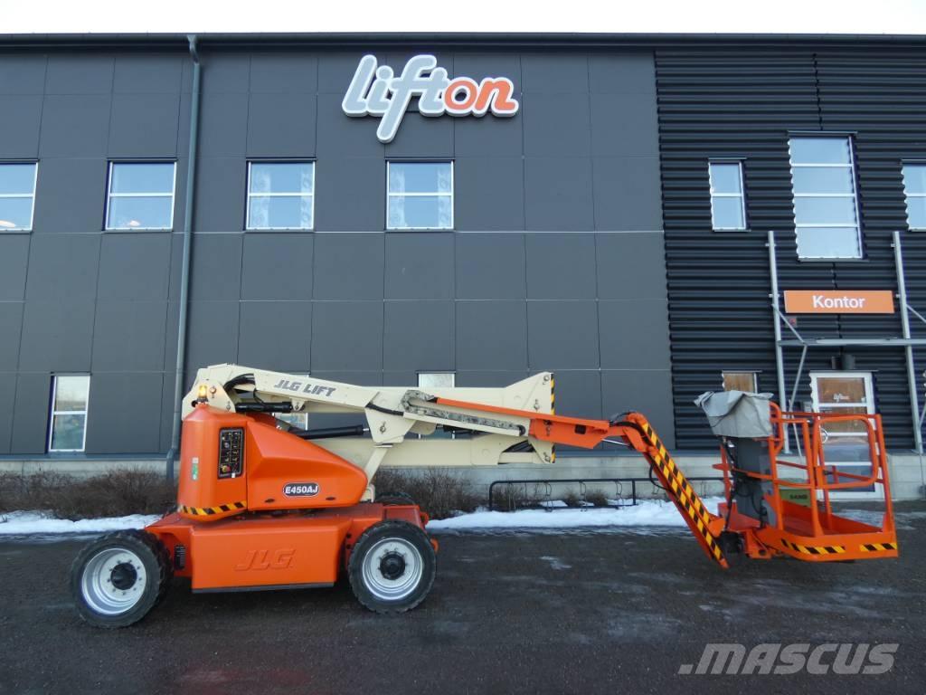 JLG E 450AJ  Bomlift Iseliikuvad poomtõstukid