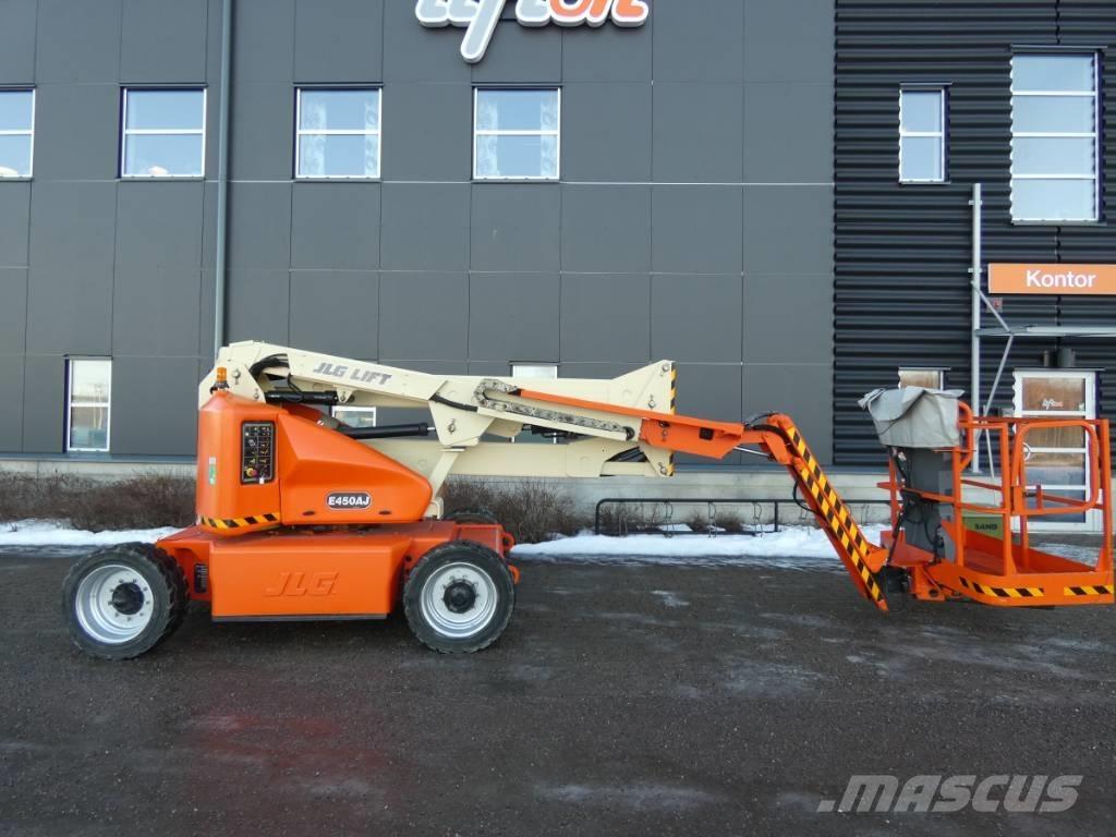 JLG E 450AJ  Bomlift Iseliikuvad poomtõstukid