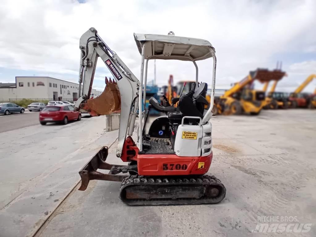 Takeuchi TB 215 R Miniekskavaatorid < 7 t