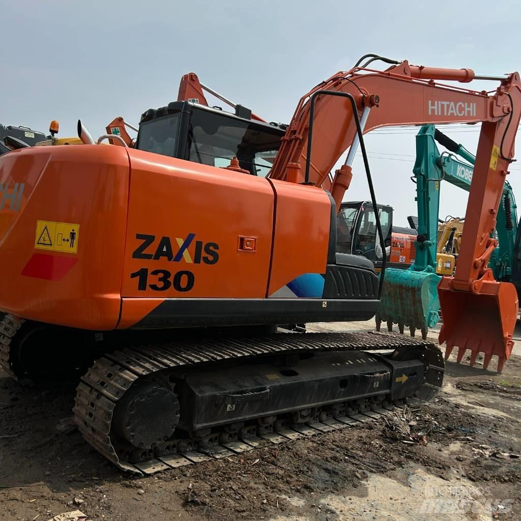 Hitachi 130 Roomikekskavaatorid