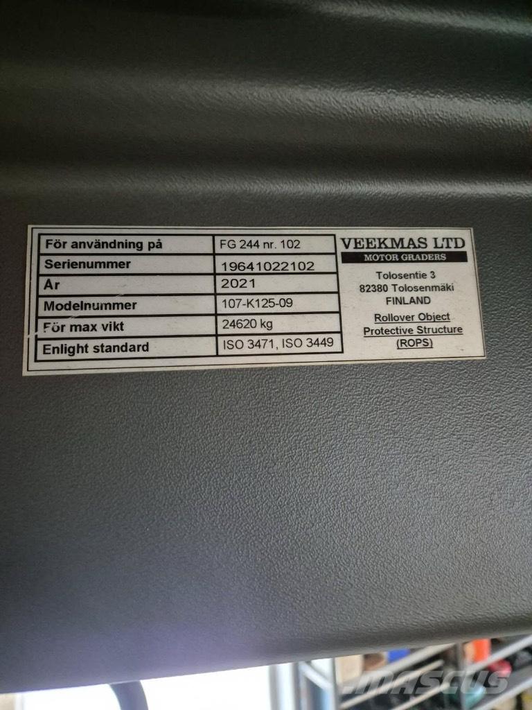 Veekmas FG 244 Greiderid