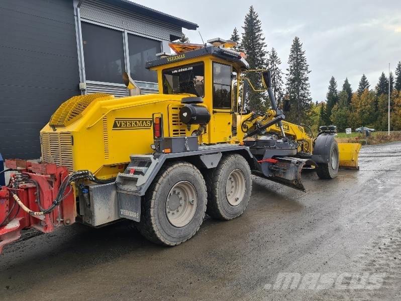 Veekmas FG 244 Greiderid