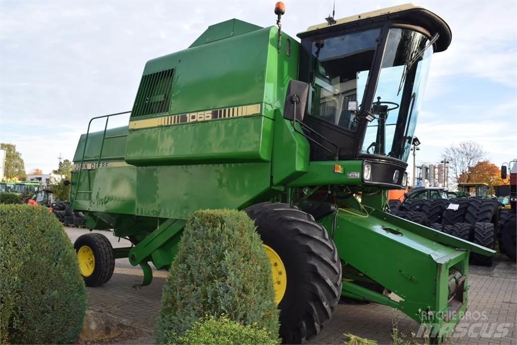 John Deere 1065 Teraviljakombainid