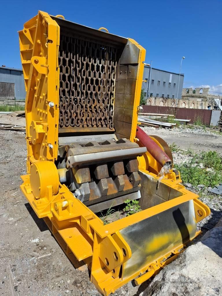 Terex Pegson 4242 SR Purustid