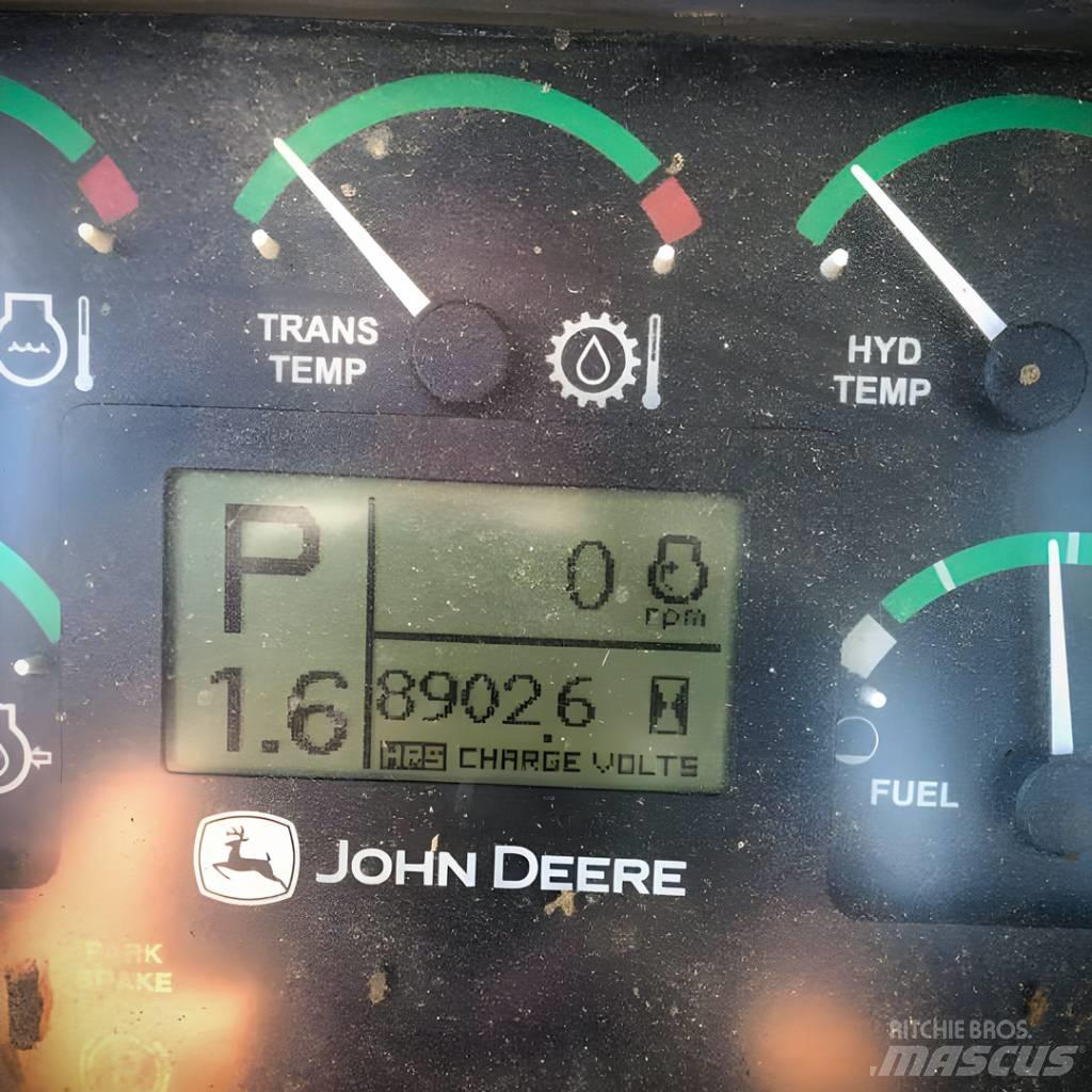 John Deere 850 J Buldooserid
