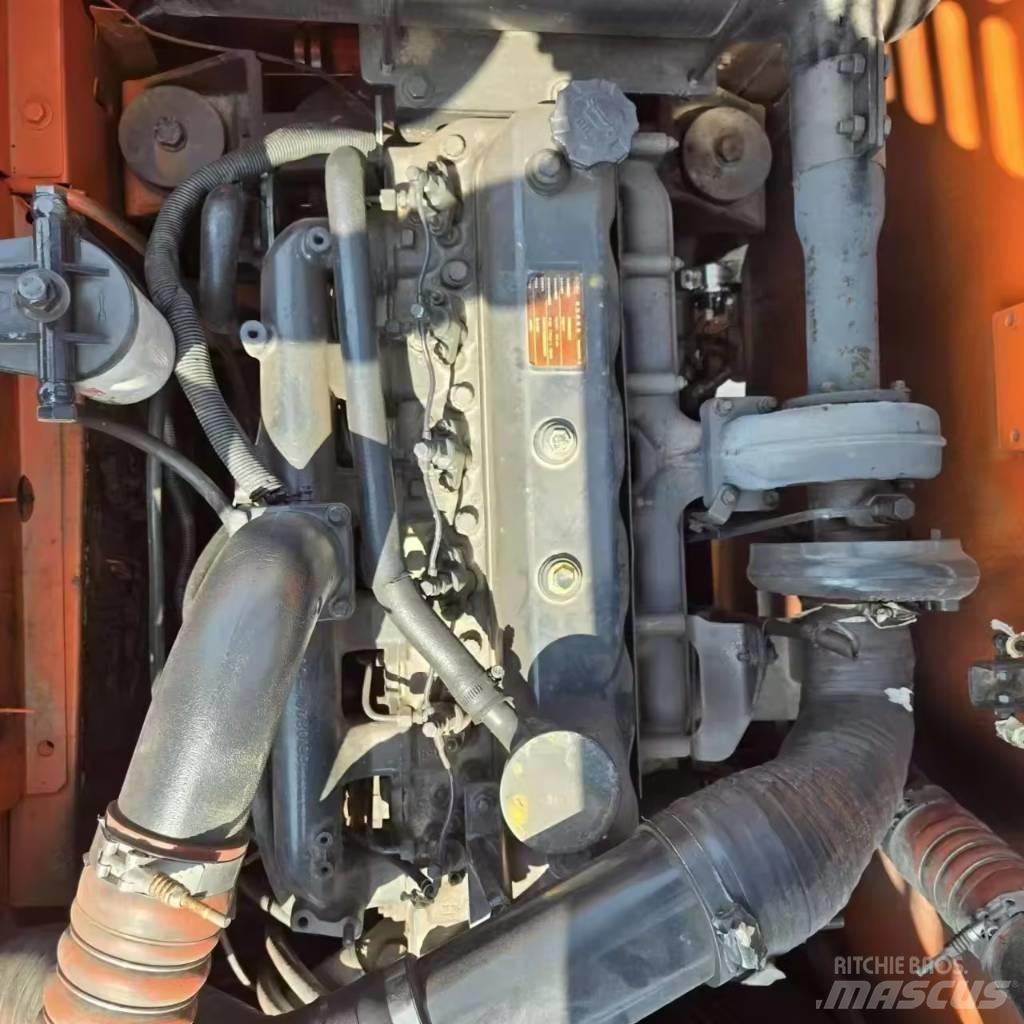 Doosan DX 225 LC-9C Roomikekskavaatorid