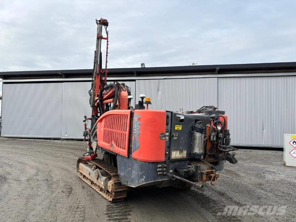 Sandvik Dino DC400Ri Vertikaalsed puurmasinad