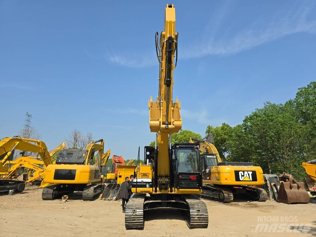 CAT 320 D 2 Väikeekskavaatorid 7t-12t