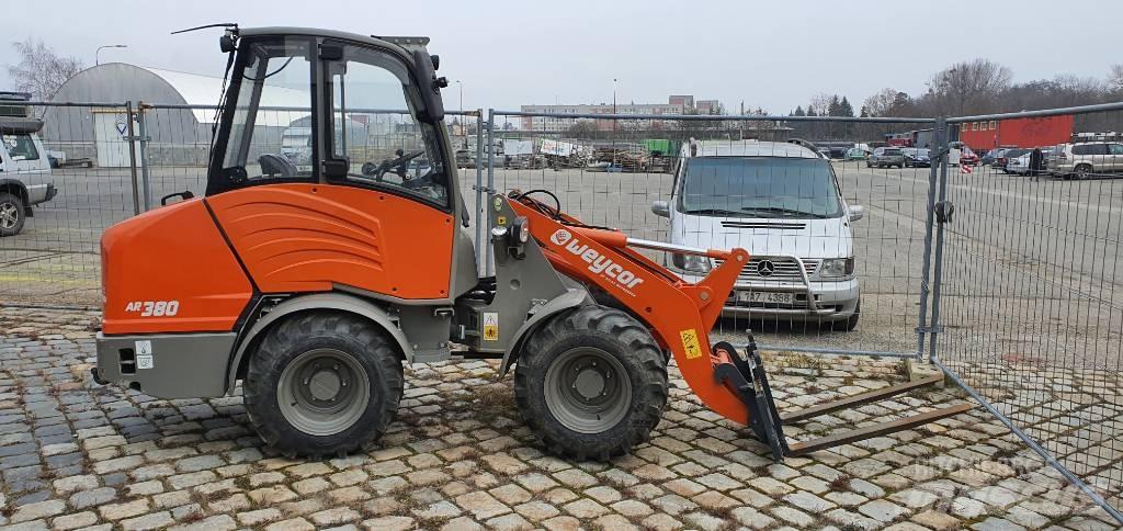 Weycor AR 380 Rataslaadurid