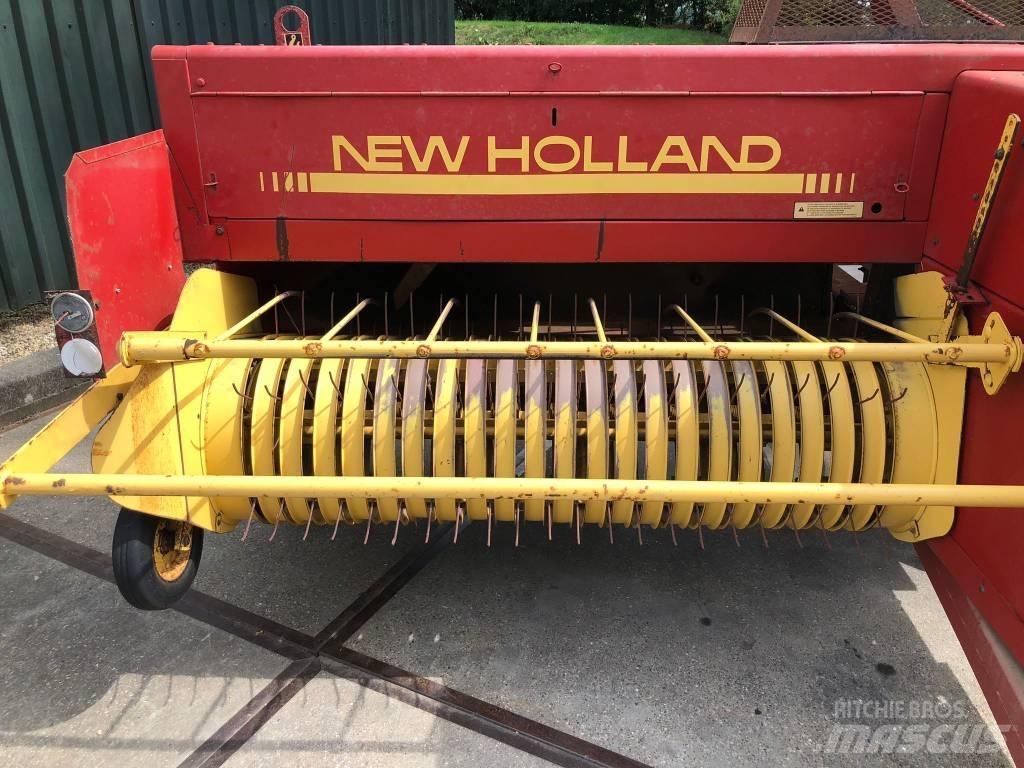 New Holland 570 Heinapressid