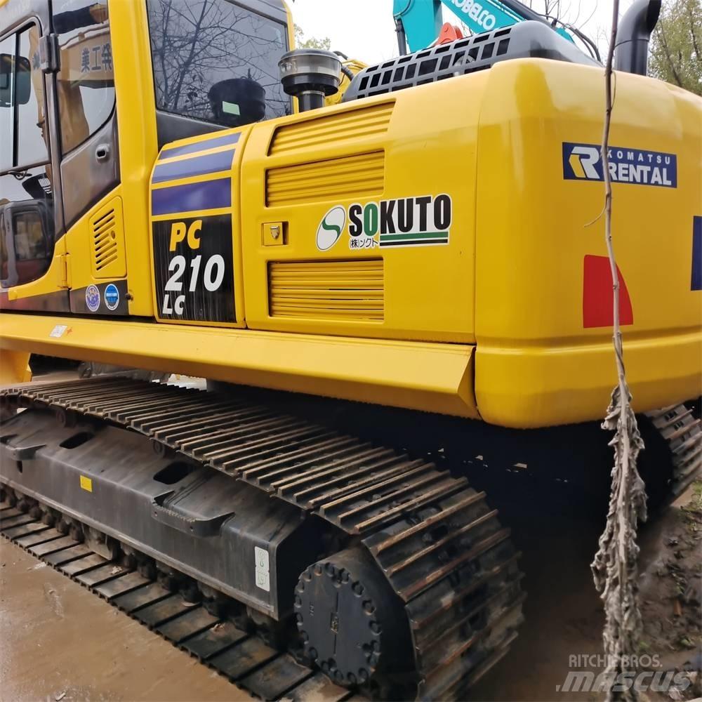 Komatsu PC 210 LC Roomikekskavaatorid