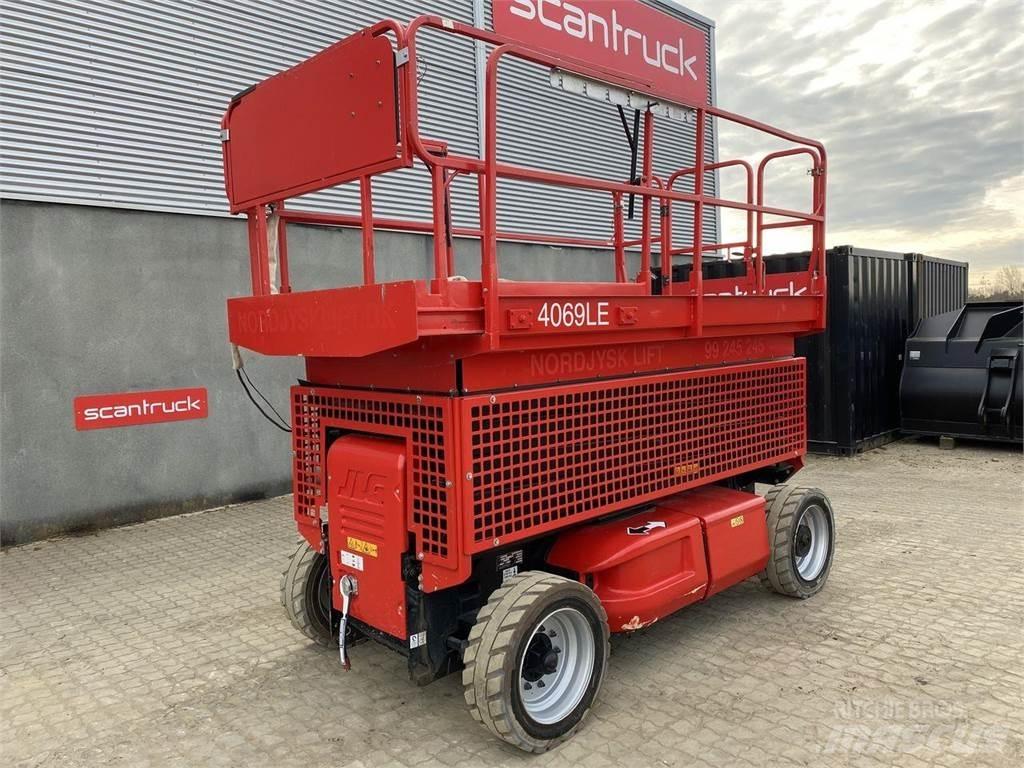 JLG 4069ERT Käärtõstukid