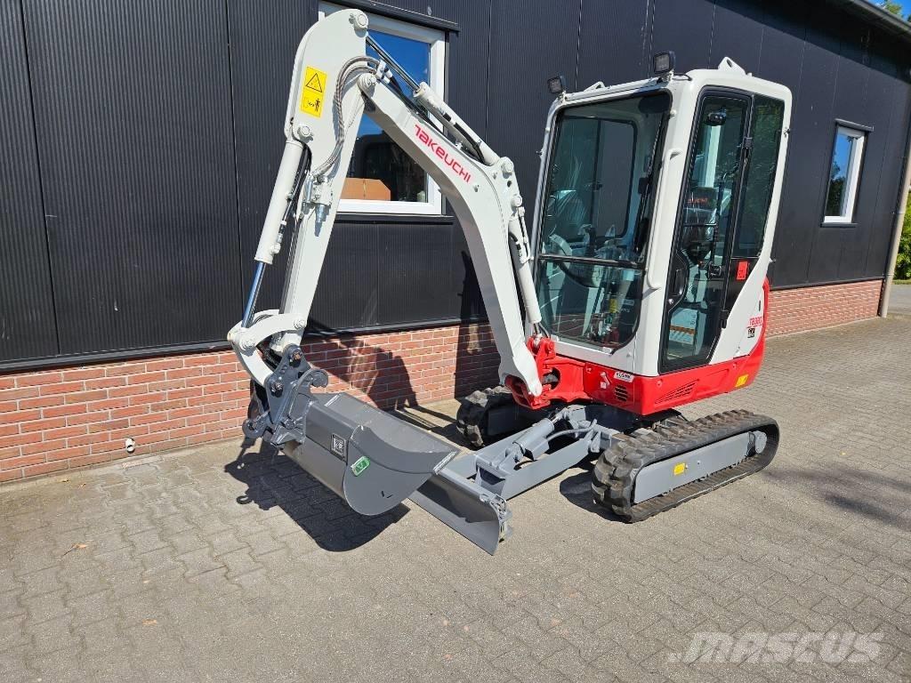 Takeuchi TB320 Demo Miniekskavaatorid < 7 t
