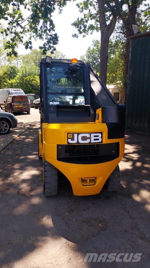 JCB TLT 35 D Teleskooplaadurid