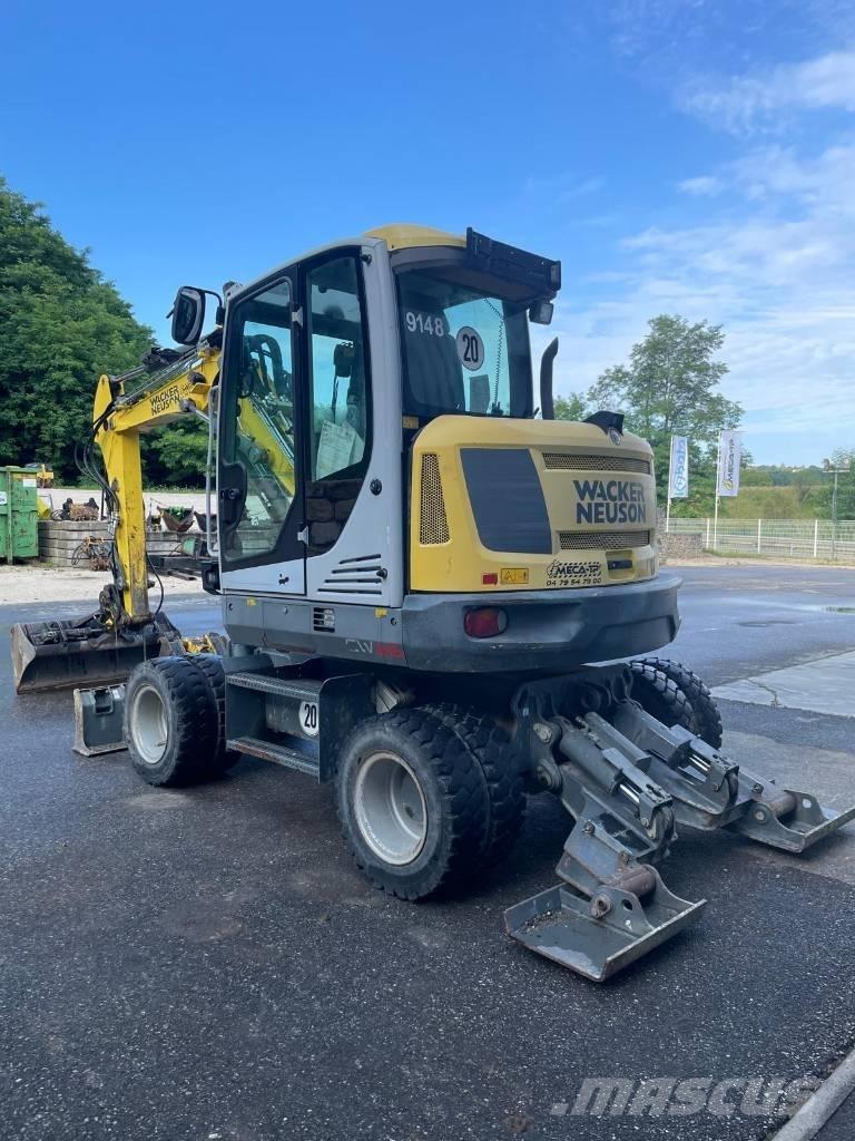 Wacker Neuson W65 Ratasekskavaatorid