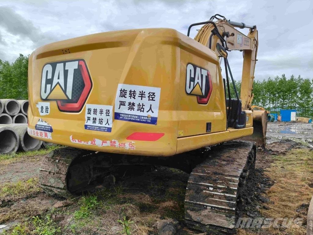 CAT 326 Roomikekskavaatorid