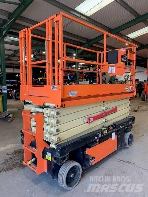 JLG 4045R Käärtõstukid