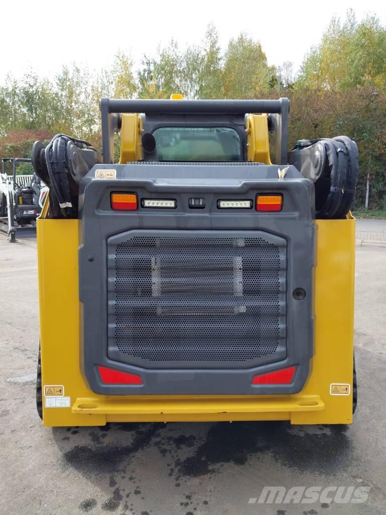 XCMG XC7-TV12 Roomiklaadurid