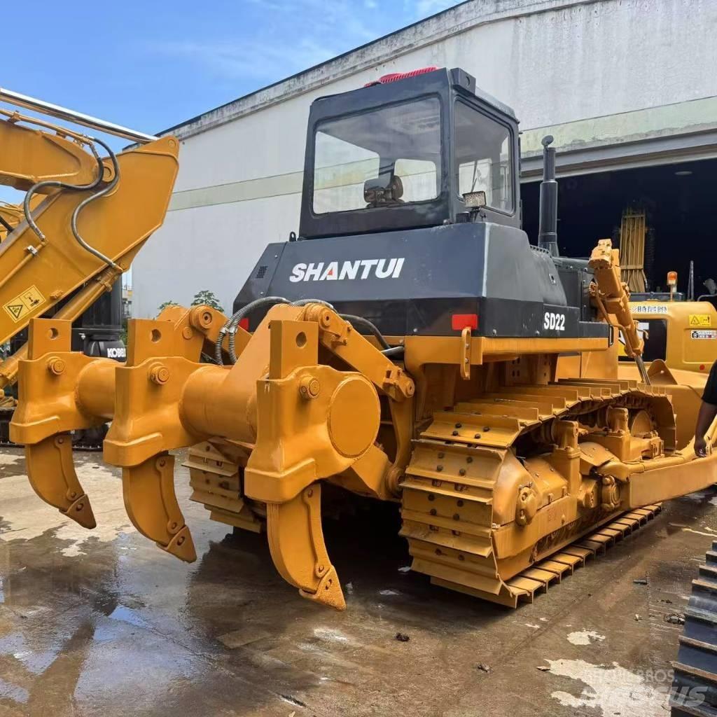 Shantui SD 22 Buldooserid