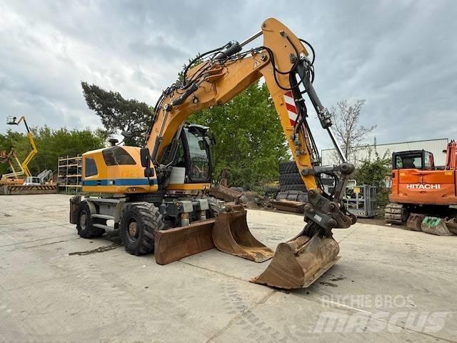 Liebherr A 914 Ratasekskavaatorid