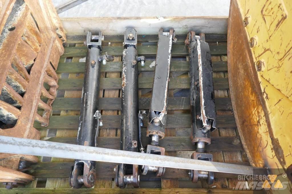 CAT 525D Grapple Muud osad