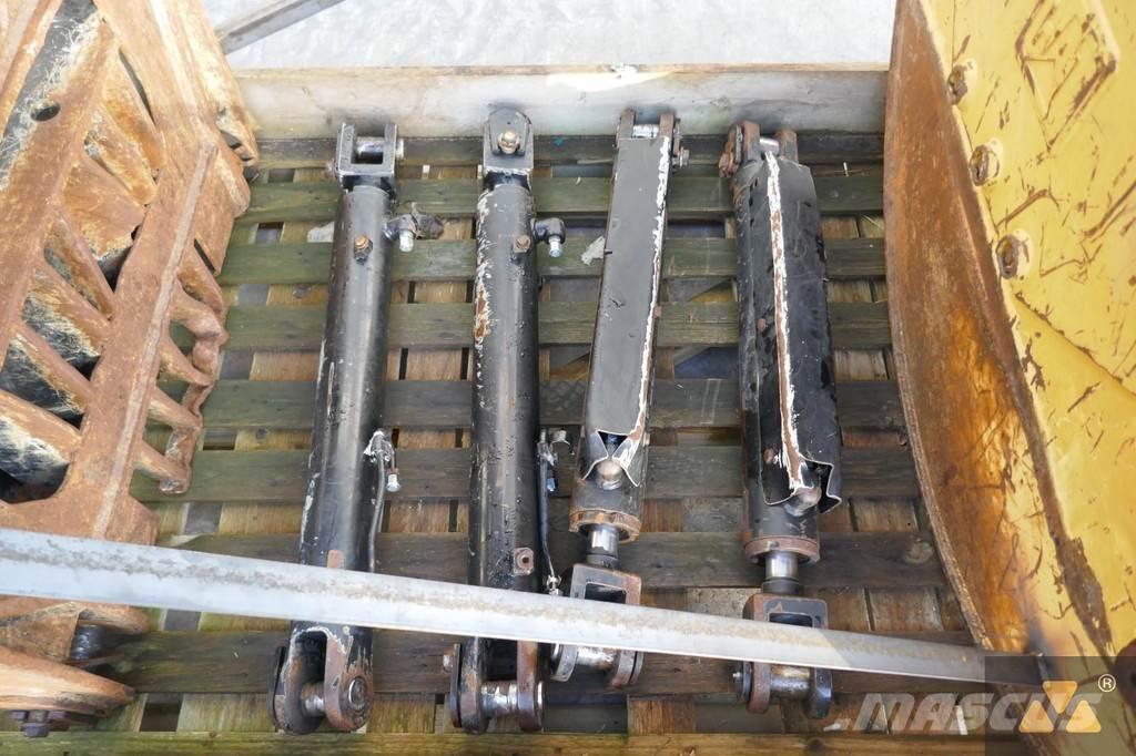 CAT 525D Grapple Muud osad