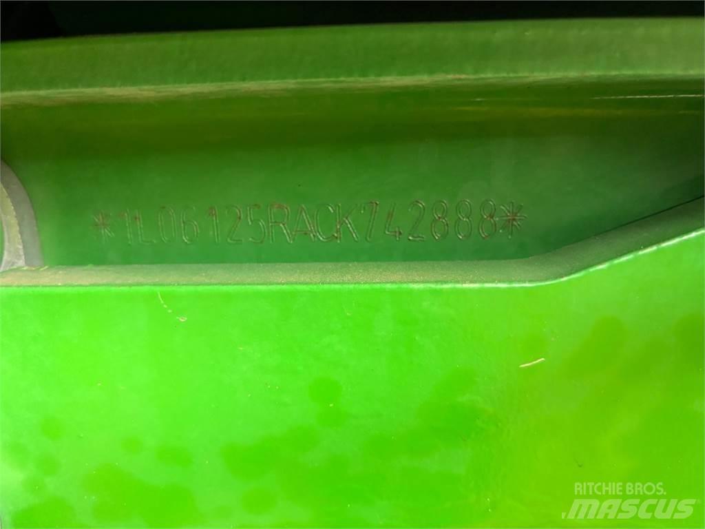 John Deere 6125R Traktorid