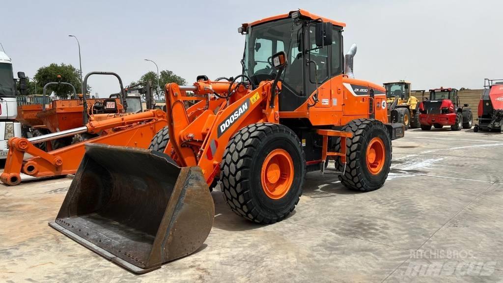 Doosan DL 200-5 Väikelaadurid