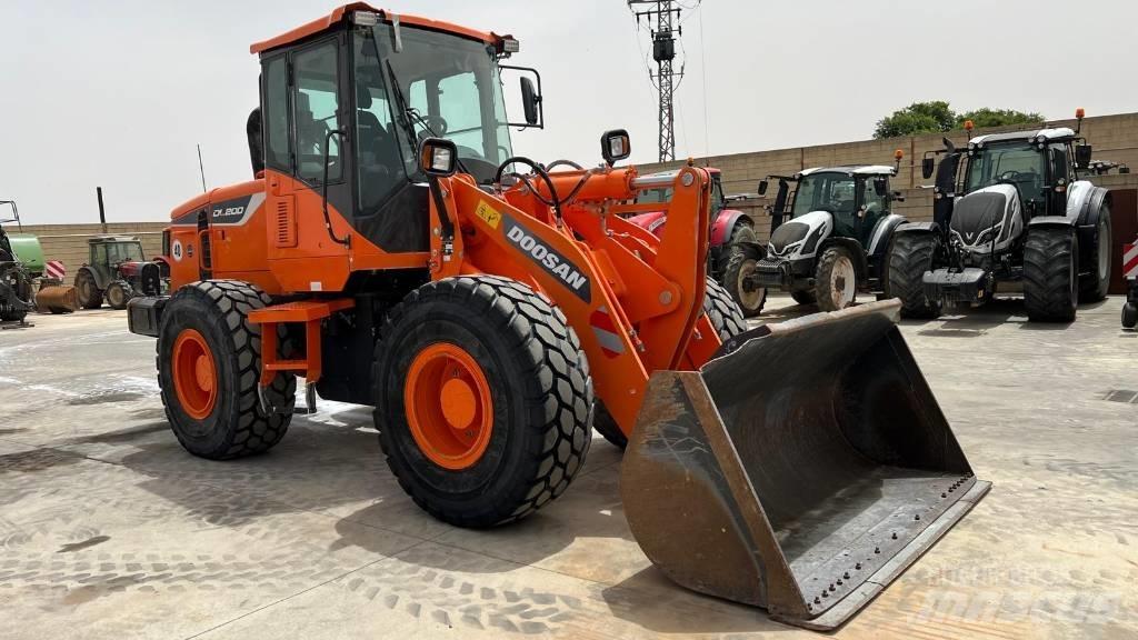 Doosan DL 200-5 Väikelaadurid