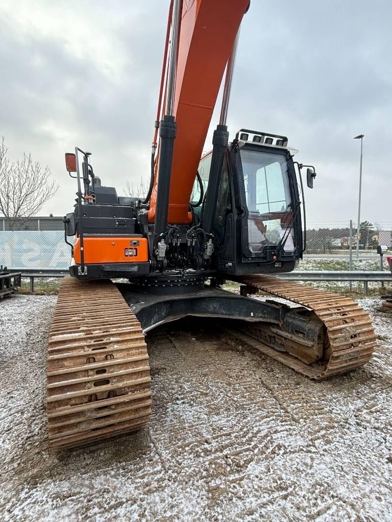 Doosan DX 300 LC-7 Roomikekskavaatorid