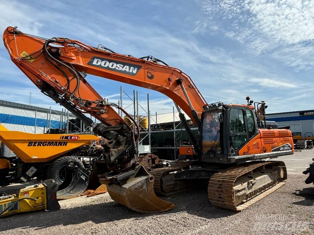 Doosan DX 300 LC-7 Roomikekskavaatorid