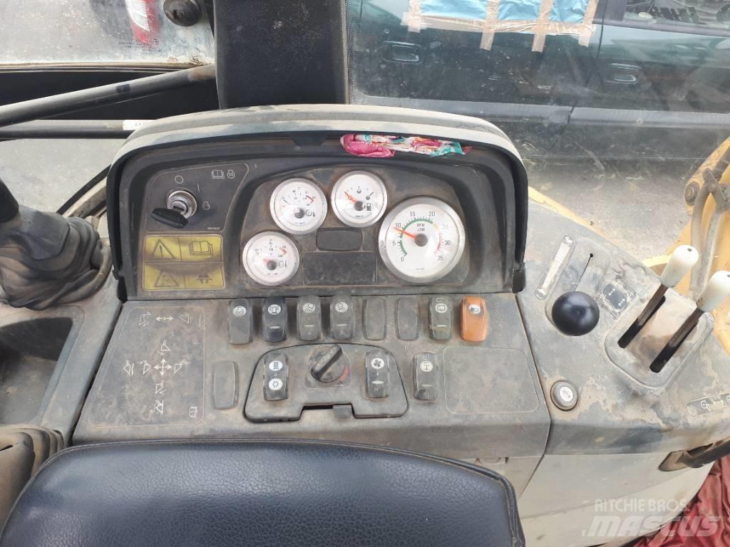CAT 428 D Ekskavaatorlaadurid