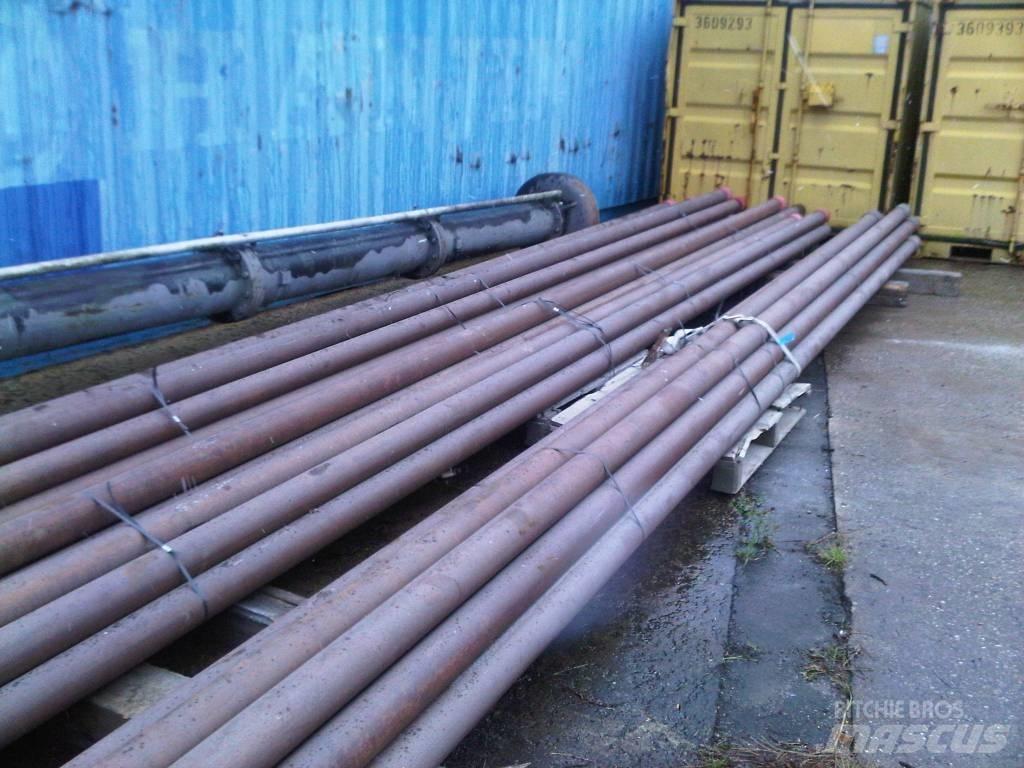  Drill pipes 32' X 4" Õli ja gaasi puurimistehnika
