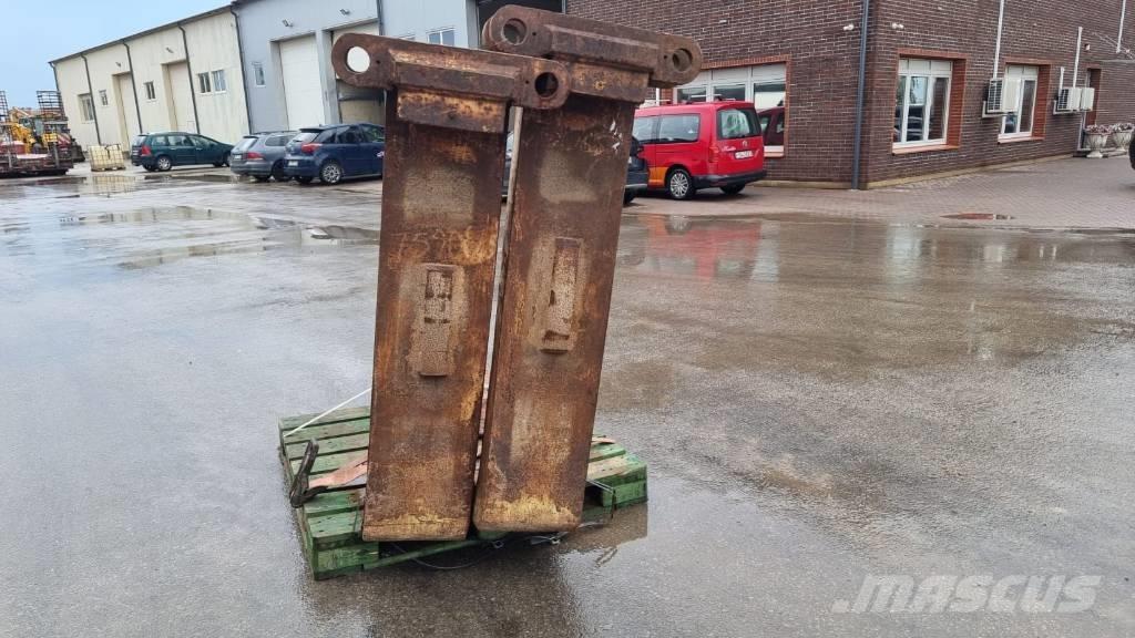  FORKS 35-40 T Tõstekahvlid