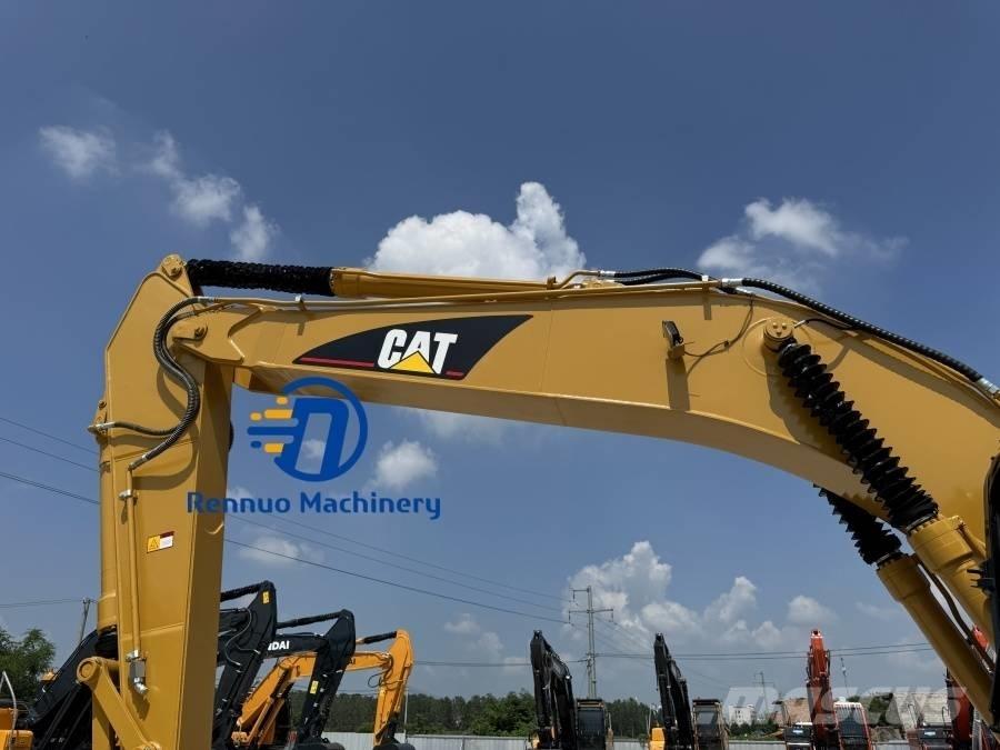 CAT 320 C Roomikekskavaatorid