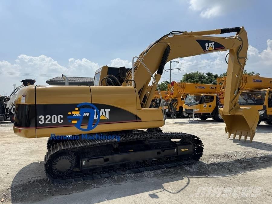 CAT 320 C Roomikekskavaatorid