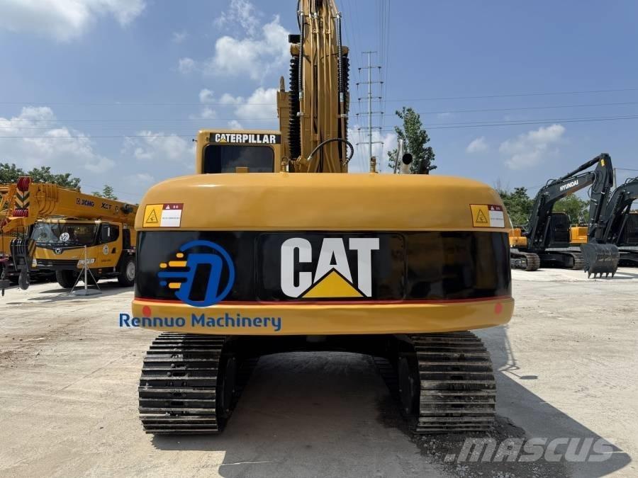 CAT 320 C Roomikekskavaatorid