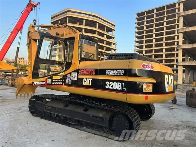 CAT 320 B Roomikekskavaatorid
